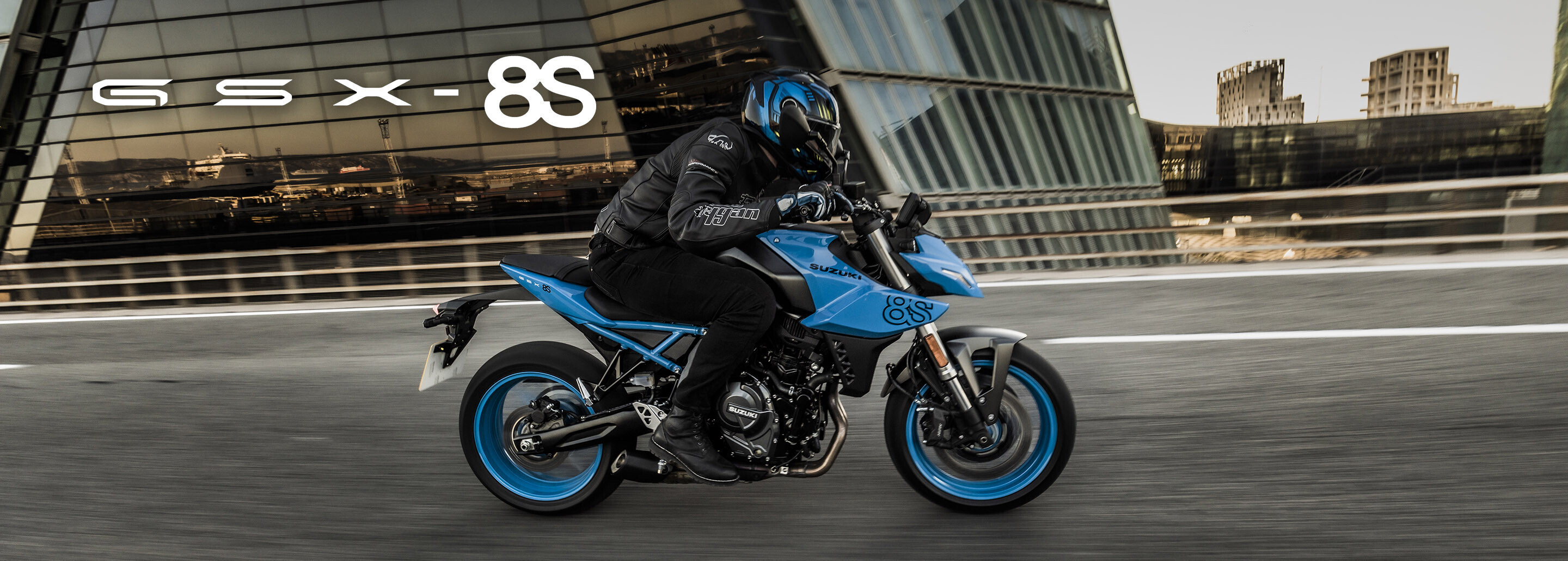 GSX8S  SUZUKI